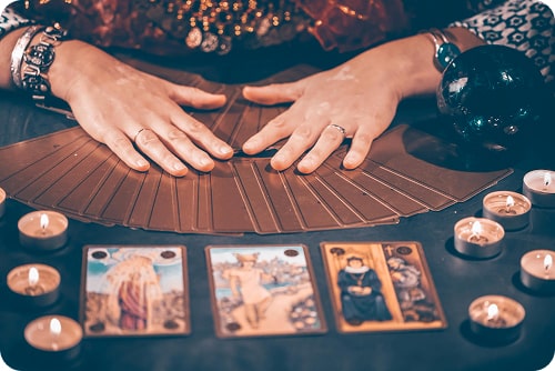 What to Expect From a Reading